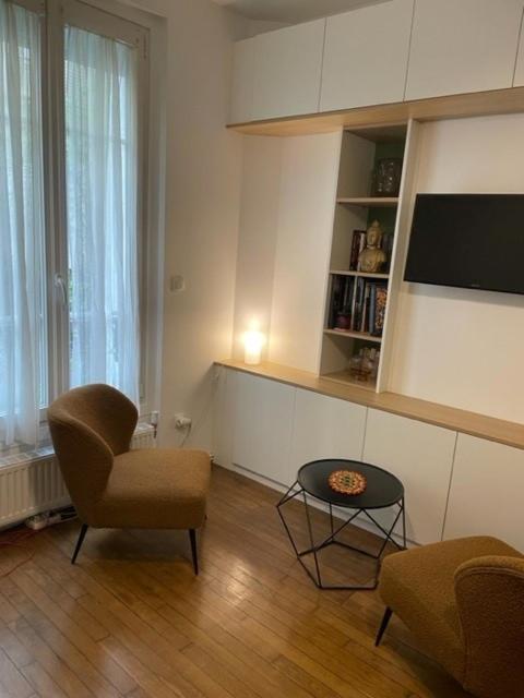 Tour Eiffel Bed & Breakfast Paris